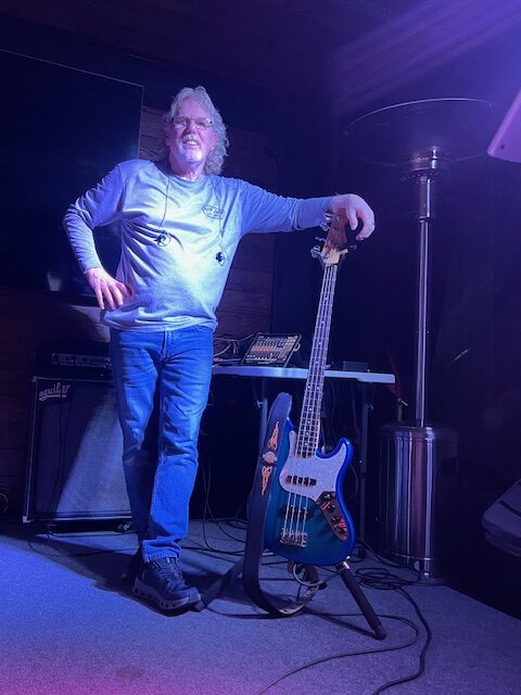 Jeff “Bodine” Barnes – Bass